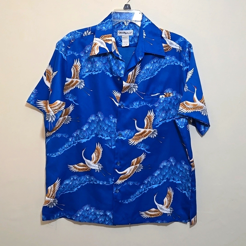 Vintage polyester short sleeve button down blue medium shirt
